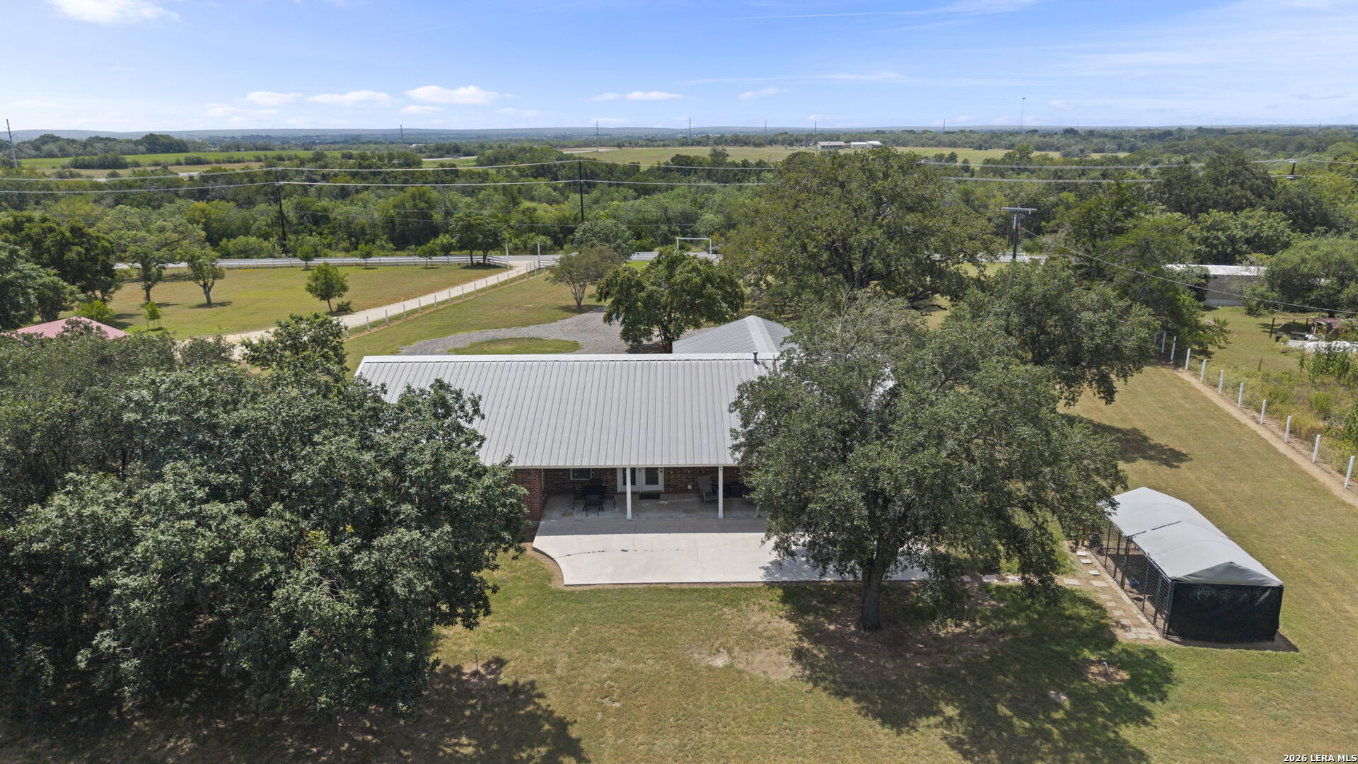 172 MEADOW LAKE DR