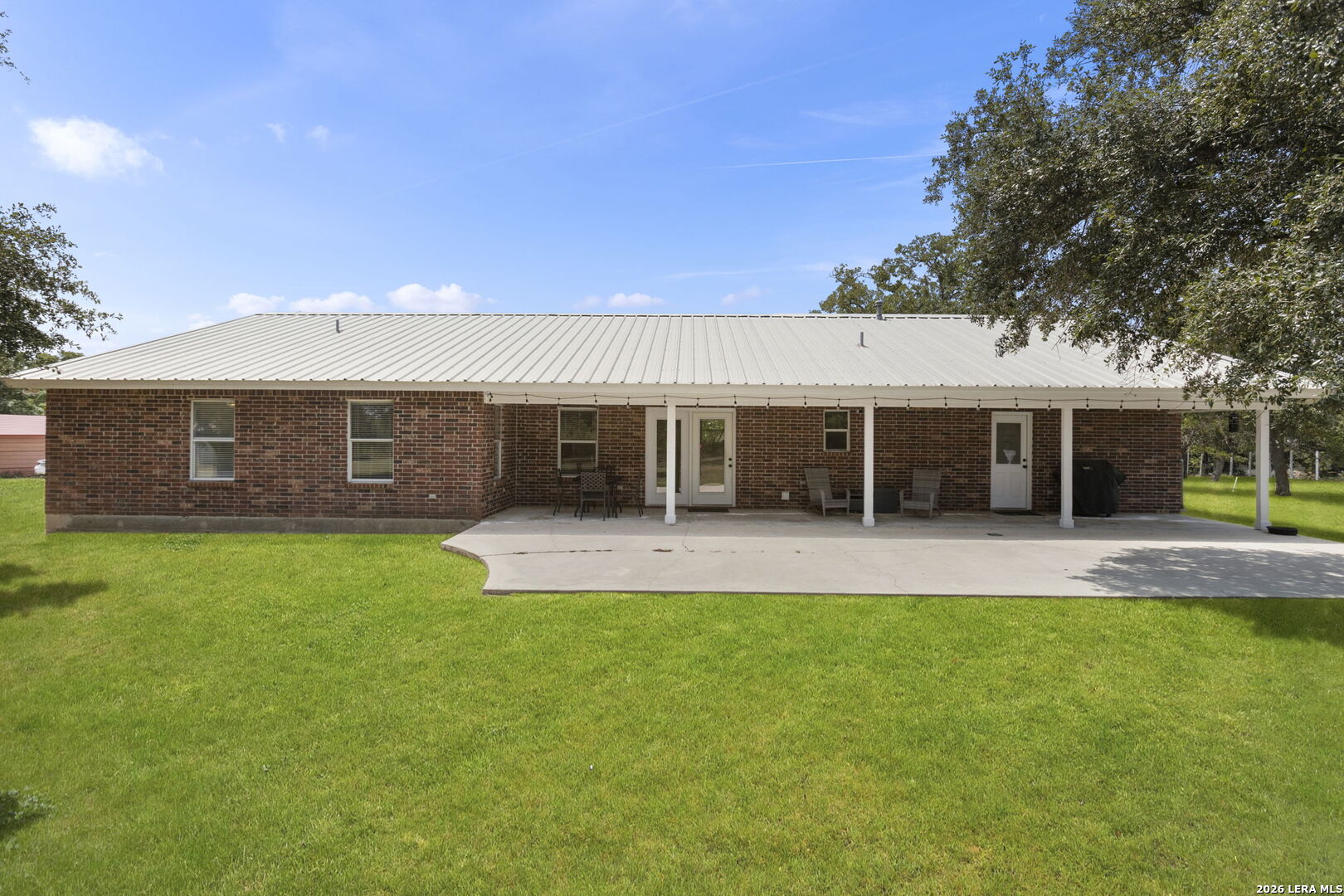 172 MEADOW LAKE DR