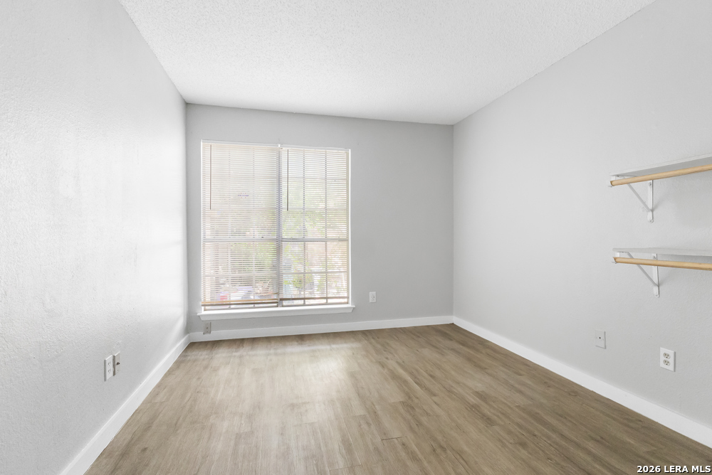 6710 WINDSOR HOLW