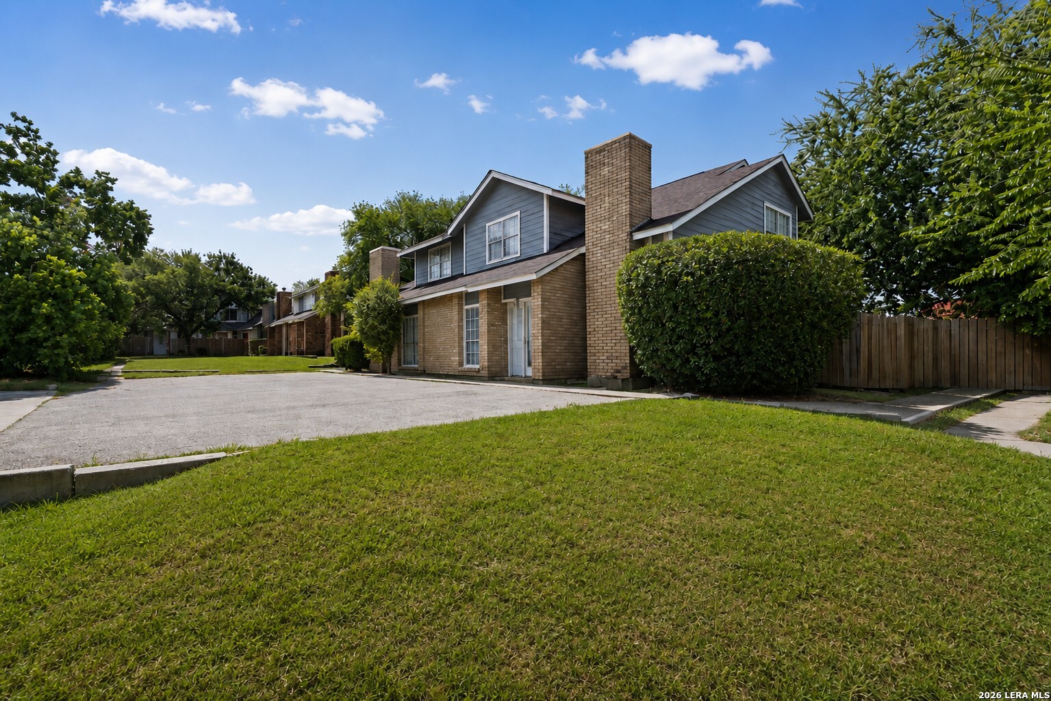 6710 WINDSOR HOLW