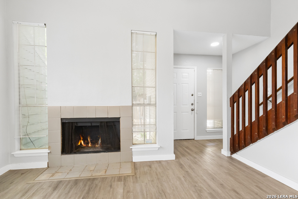6710 WINDSOR HOLW