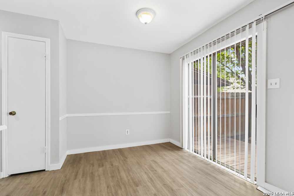6710 WINDSOR HOLW