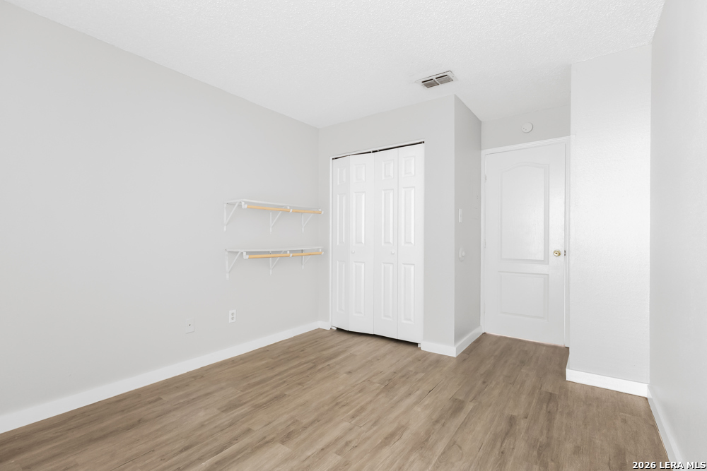 6710 WINDSOR HOLW