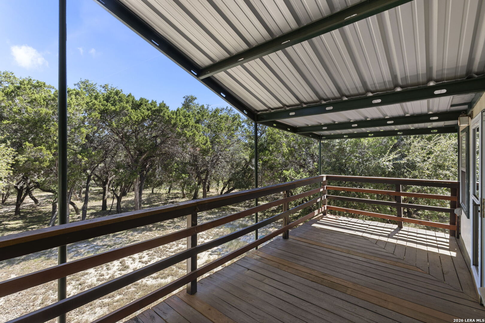 182 AUSTIN LN