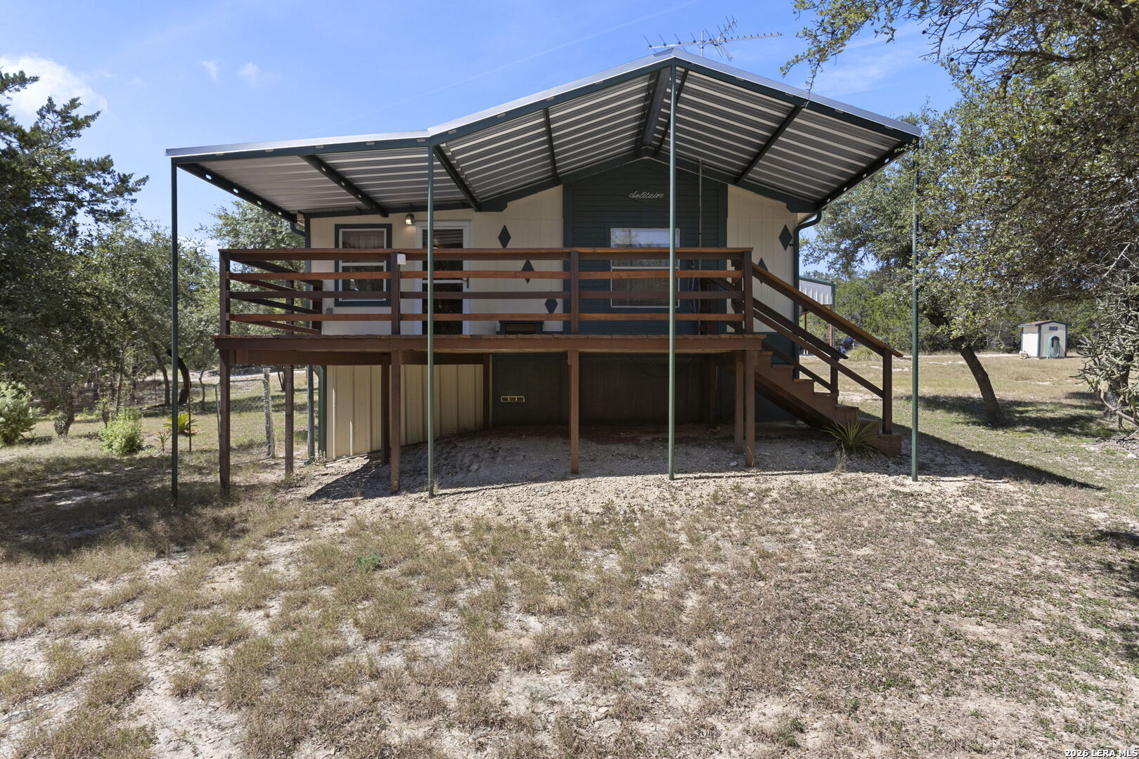 182 AUSTIN LN