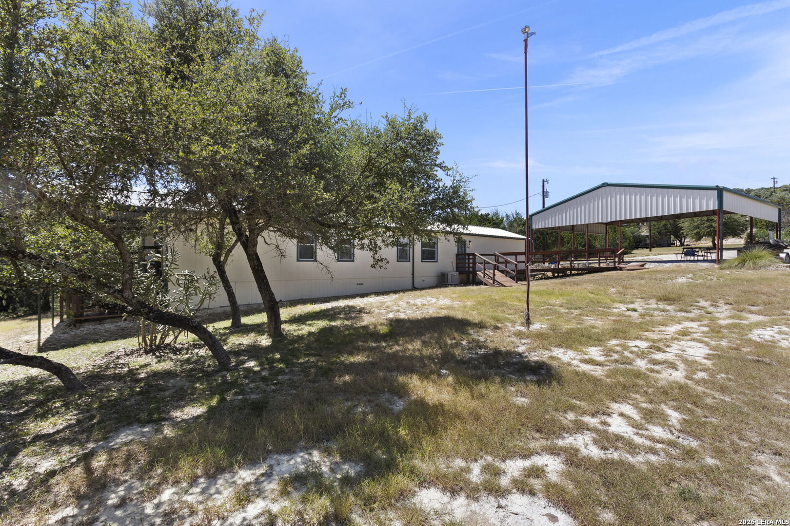 182 AUSTIN LN