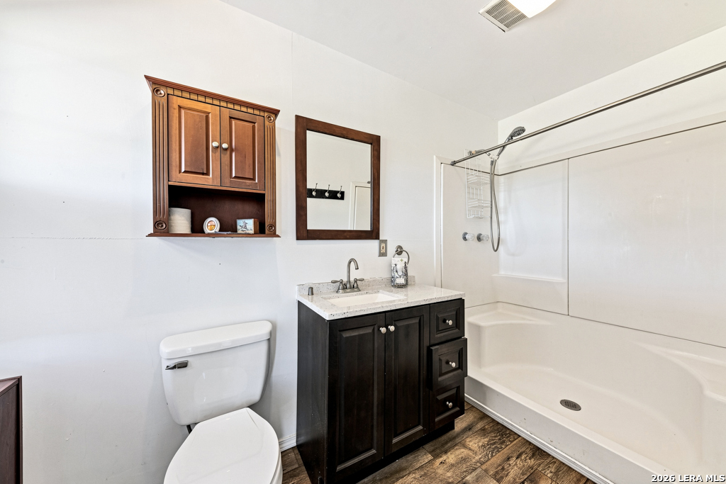103 Lariat Dr