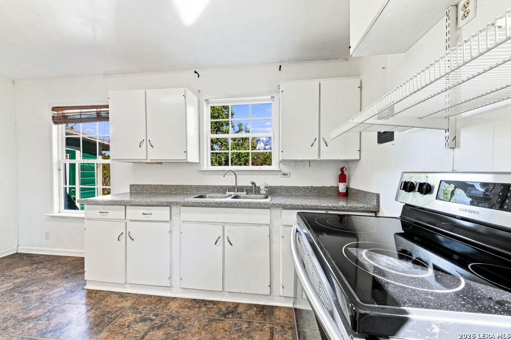 103 Lariat Dr