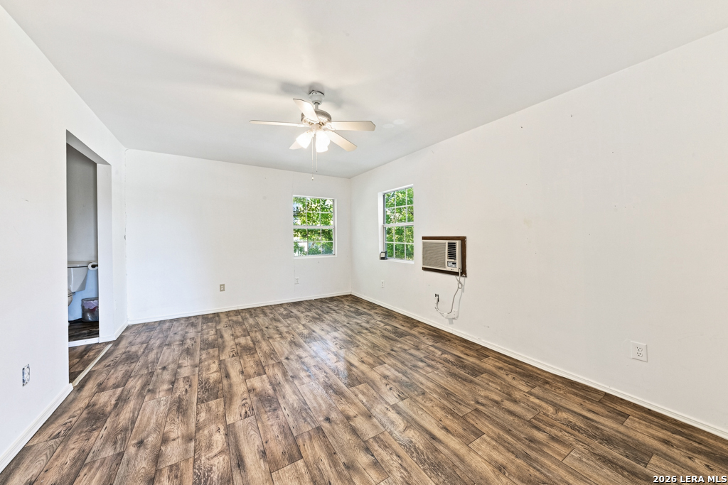 103 Lariat Dr
