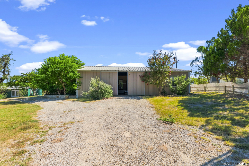 103 Lariat Dr