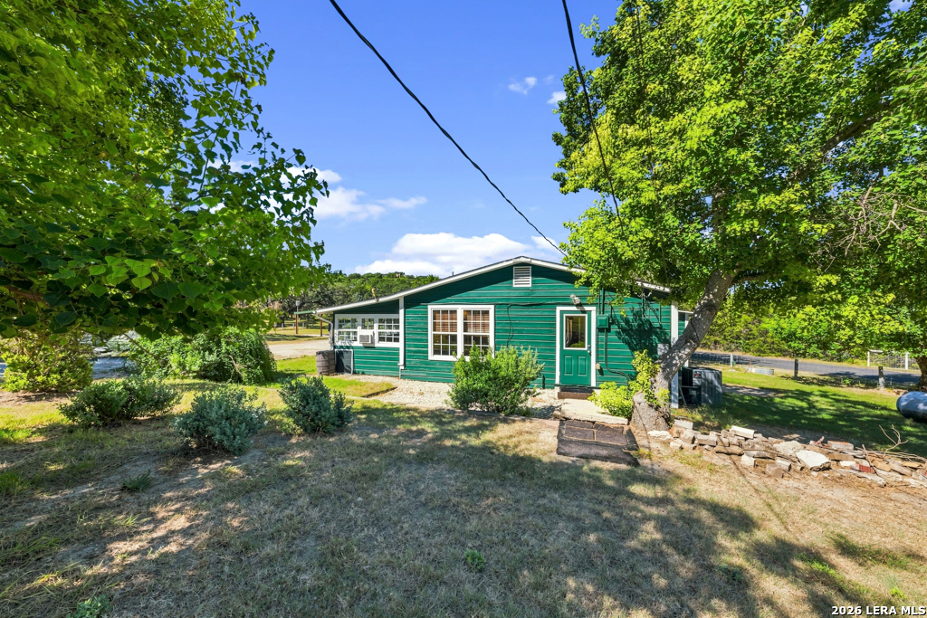 103 Lariat Dr