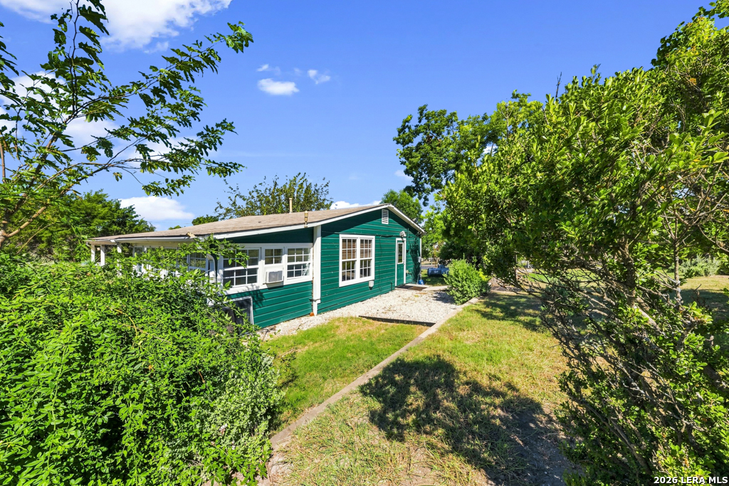 103 Lariat Dr
