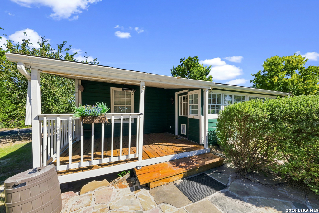 103 Lariat Dr