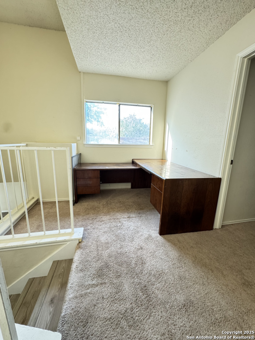 230 Saddlebrook Dr
