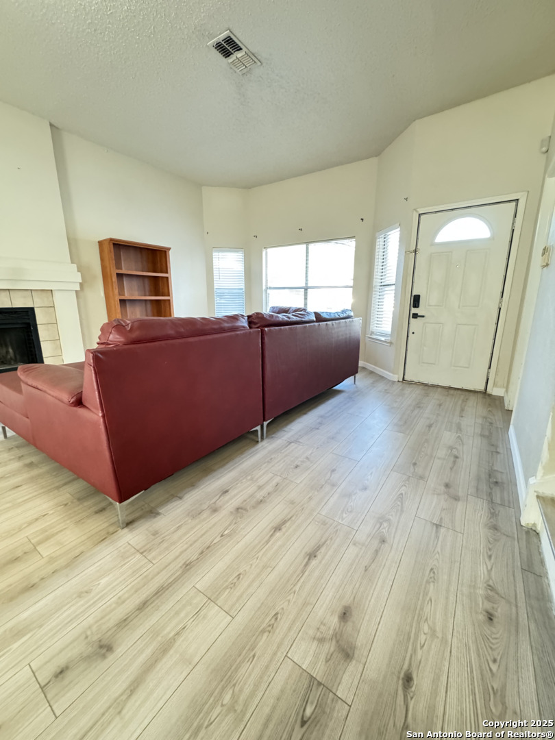 230 Saddlebrook Dr