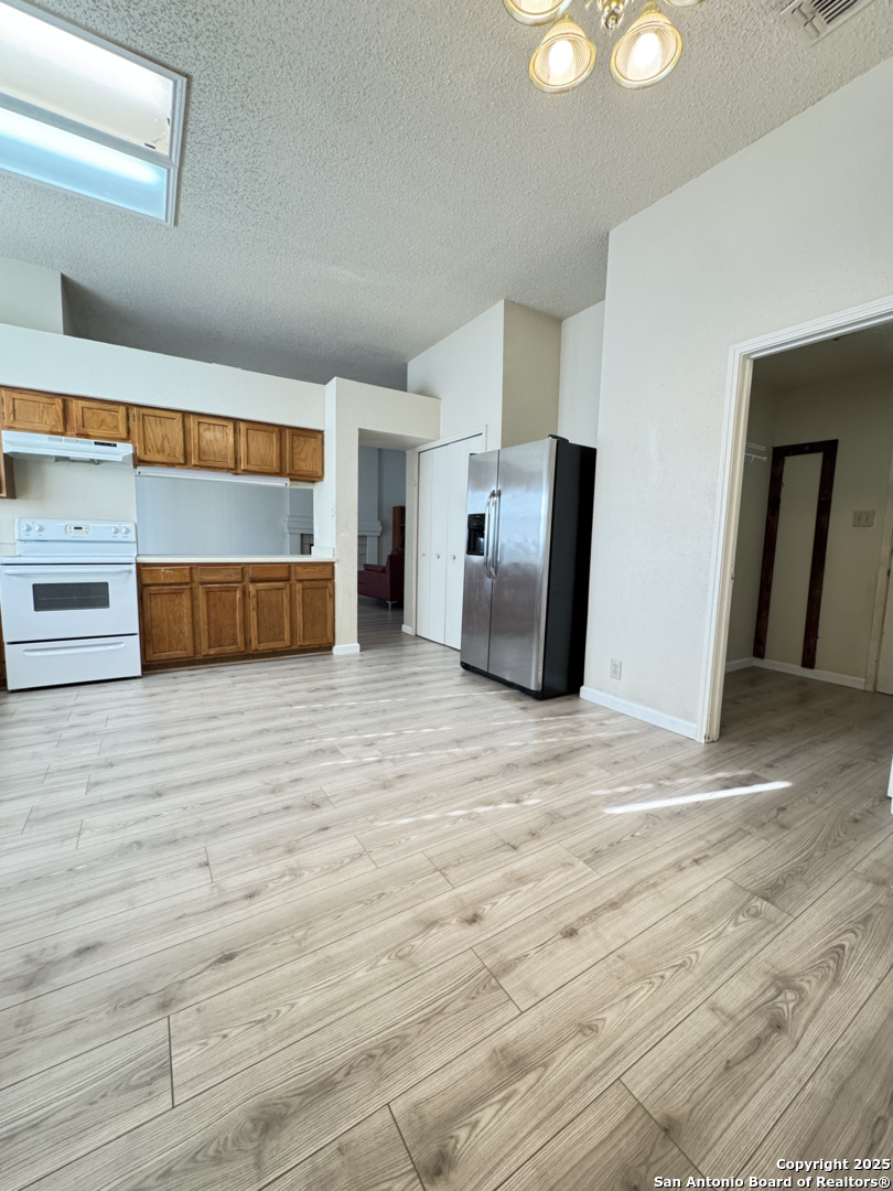 230 Saddlebrook Dr
