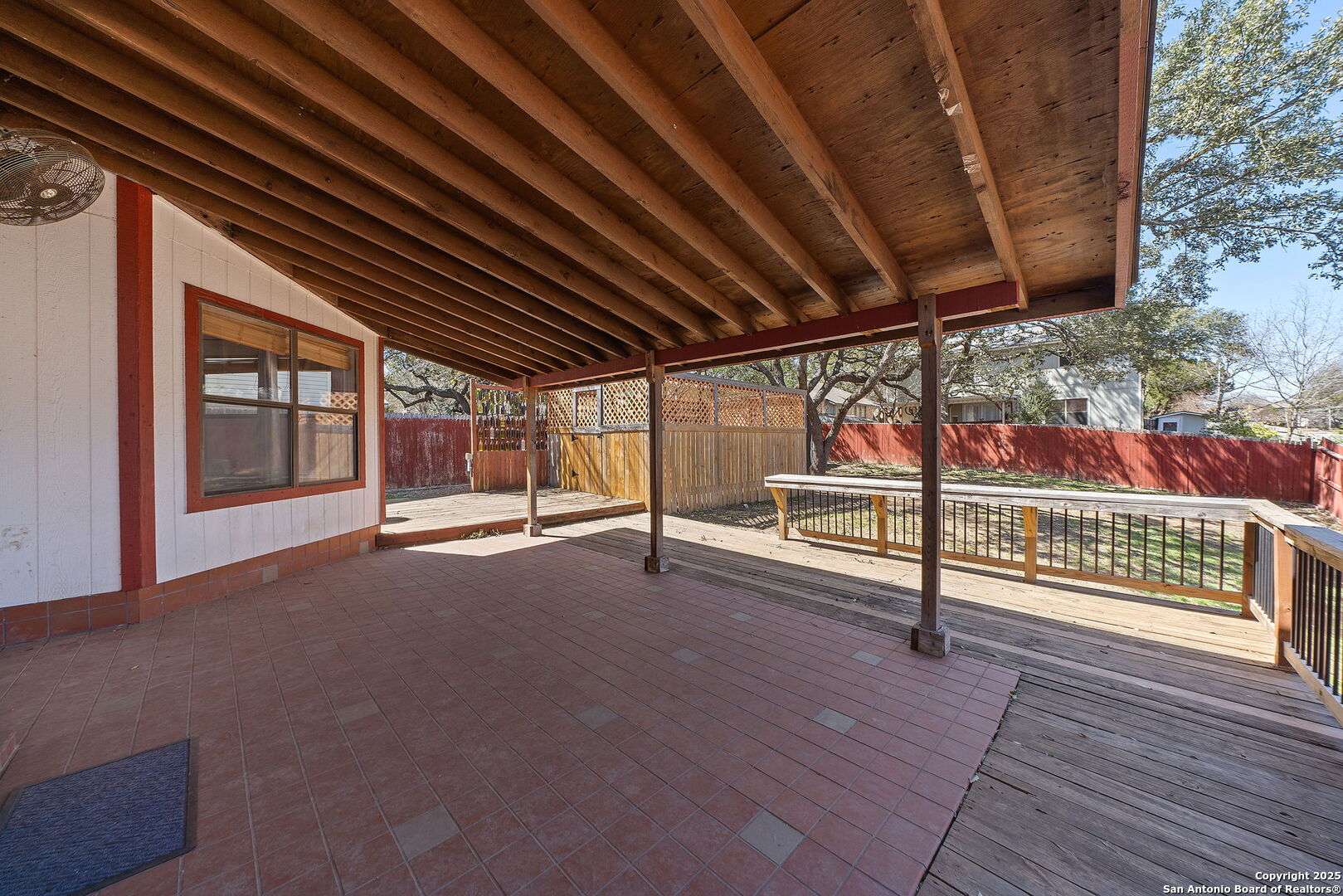 7703 Sandia Bluff