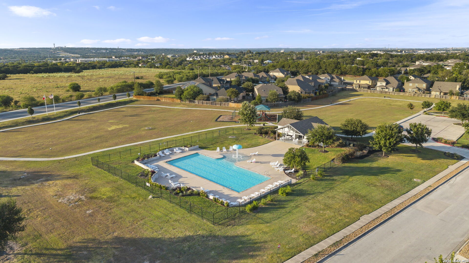 2909 Sunset Summit