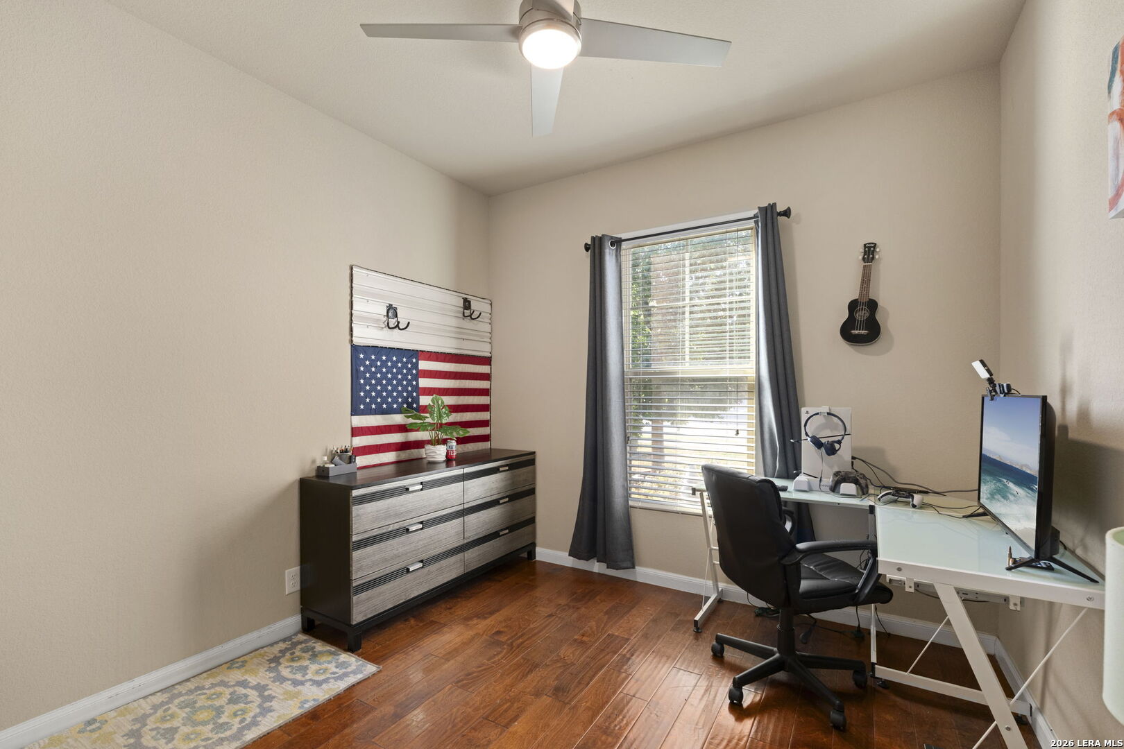 2909 Sunset Summit
