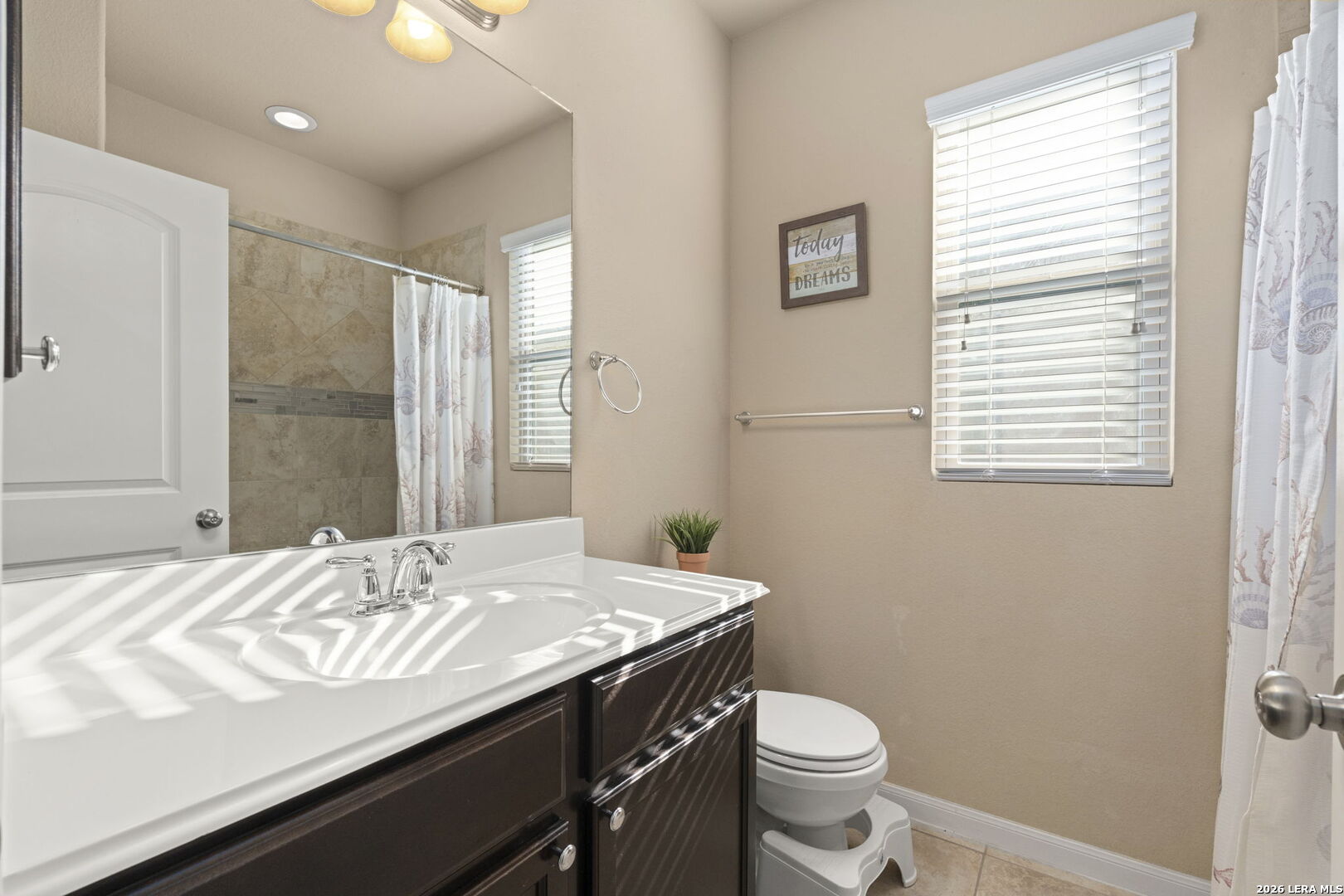 2909 Sunset Summit