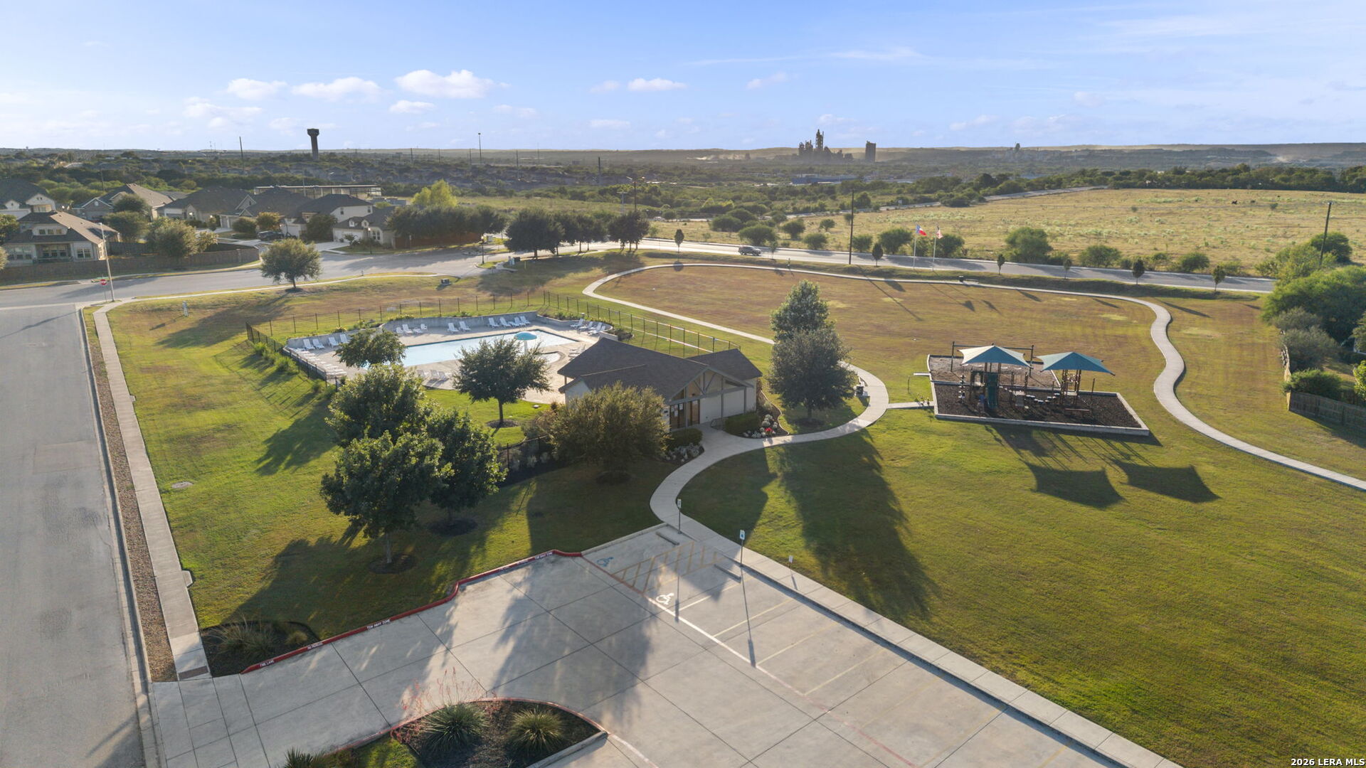 2909 Sunset Summit