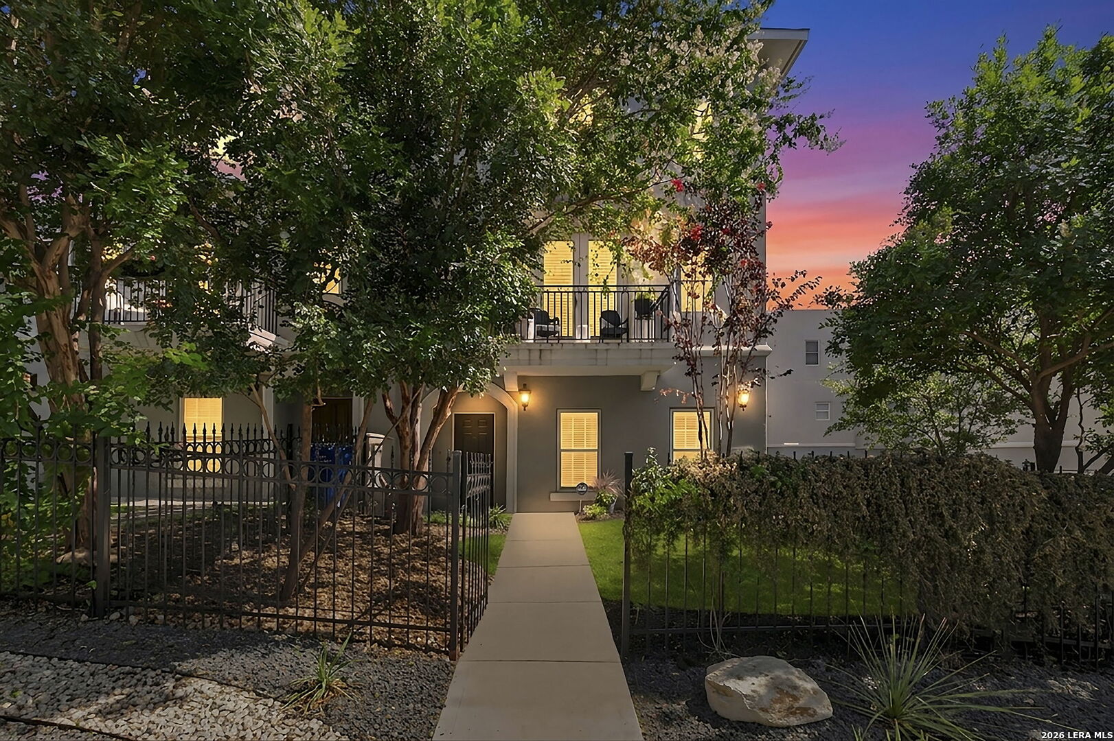 215 E Mulberry Unit: 215-2