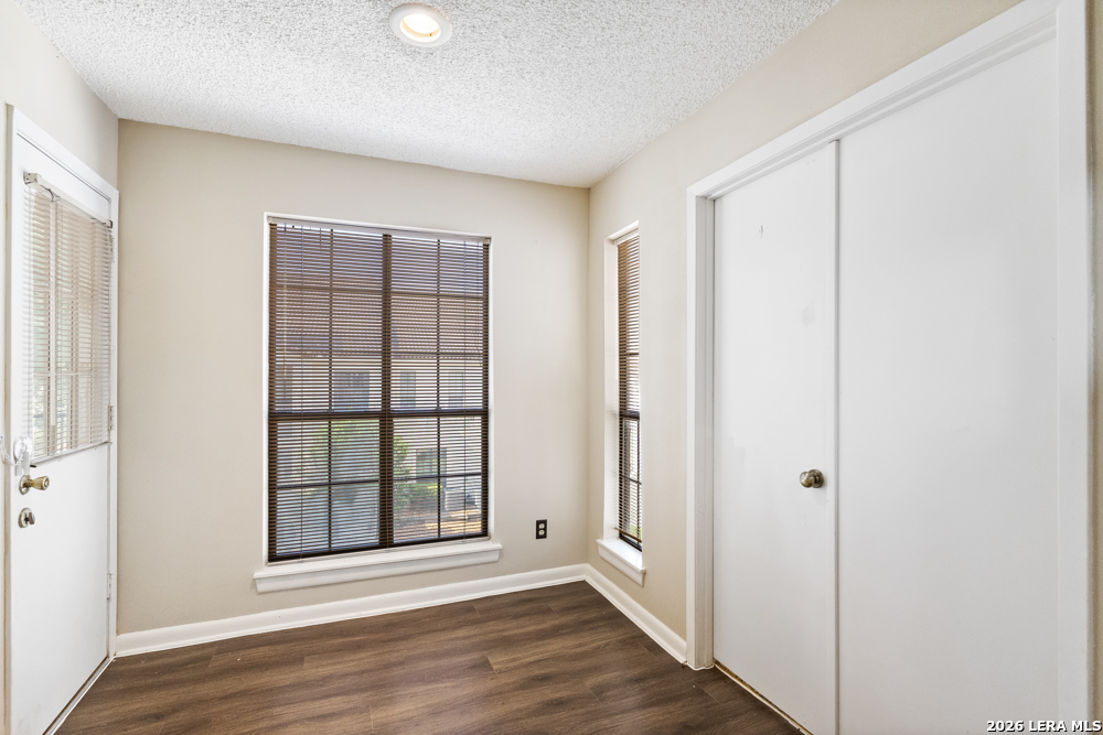 2255 Thousand Oaks Unit: 504