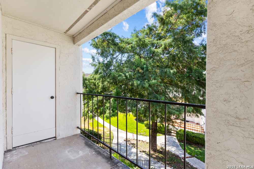 2255 Thousand Oaks Unit: 504