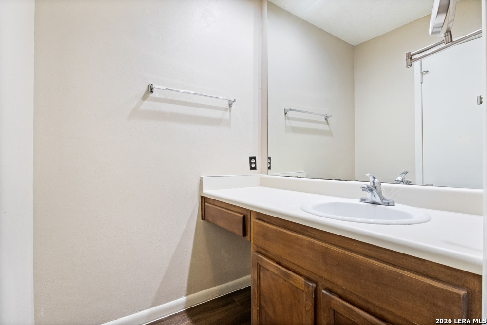 2255 Thousand Oaks Unit: 504