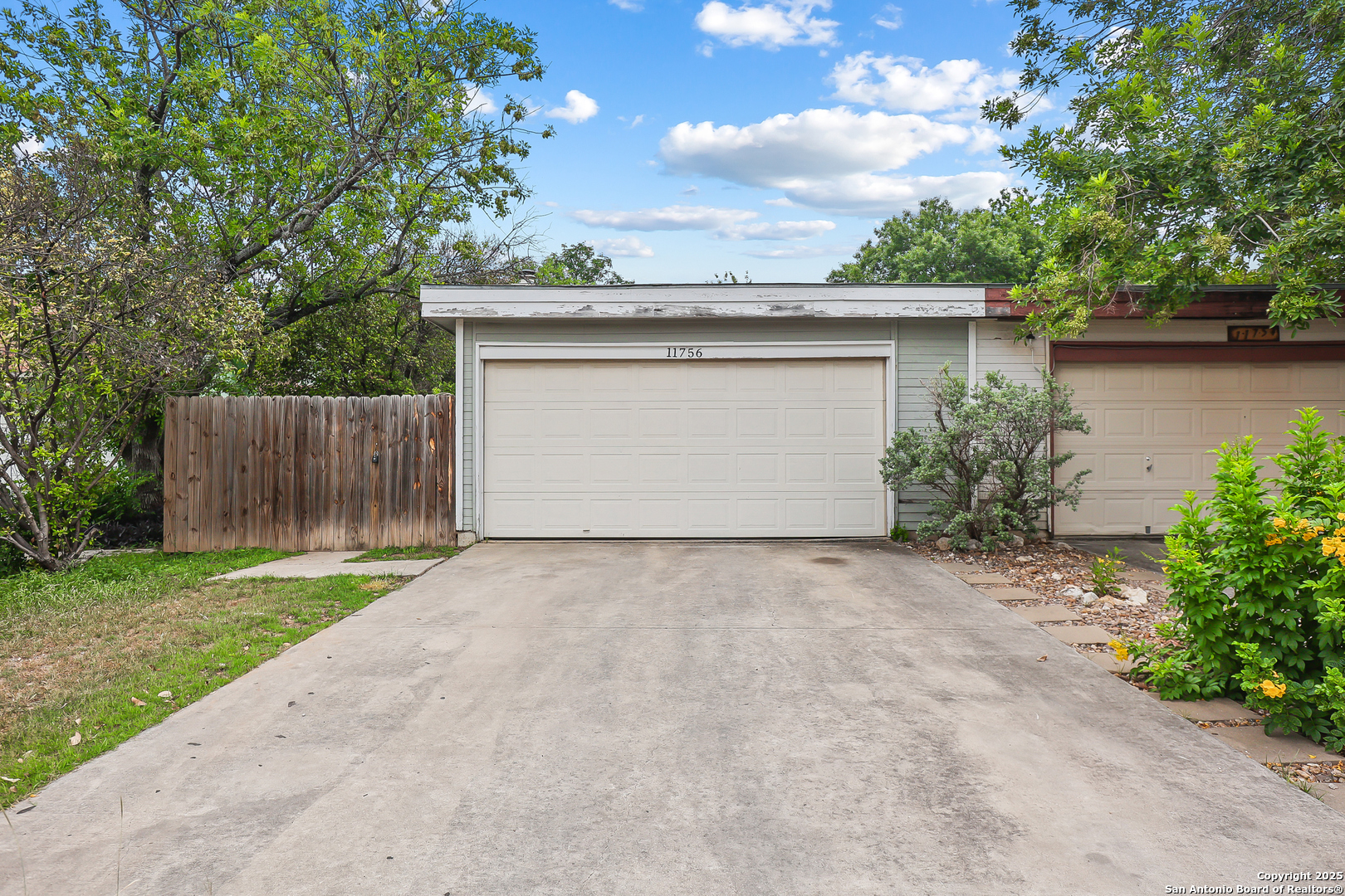 11756 SPRING CLUB DR