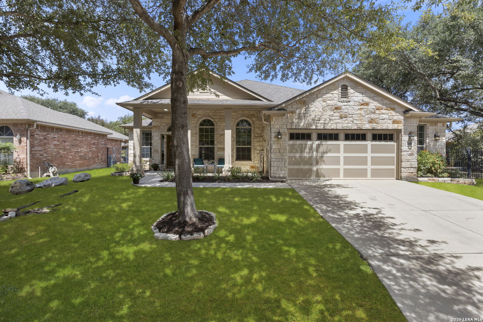 848 San Ignacio