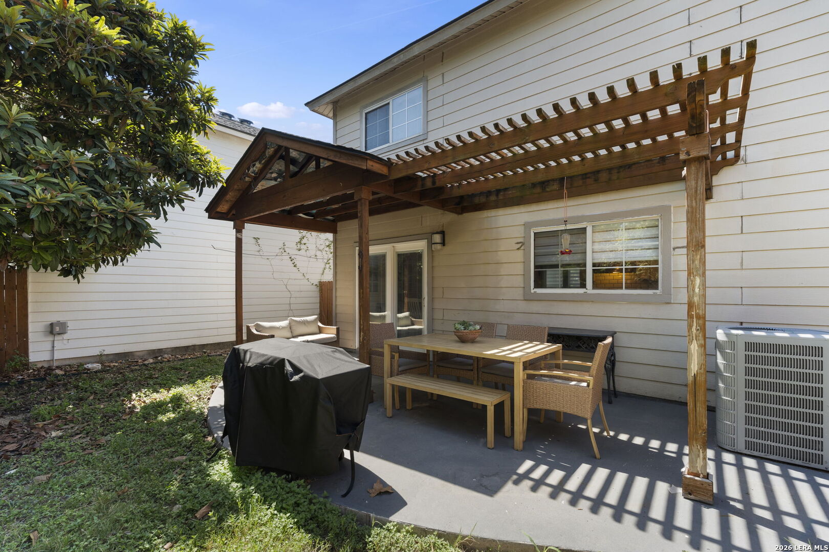 11047 Monahan Park