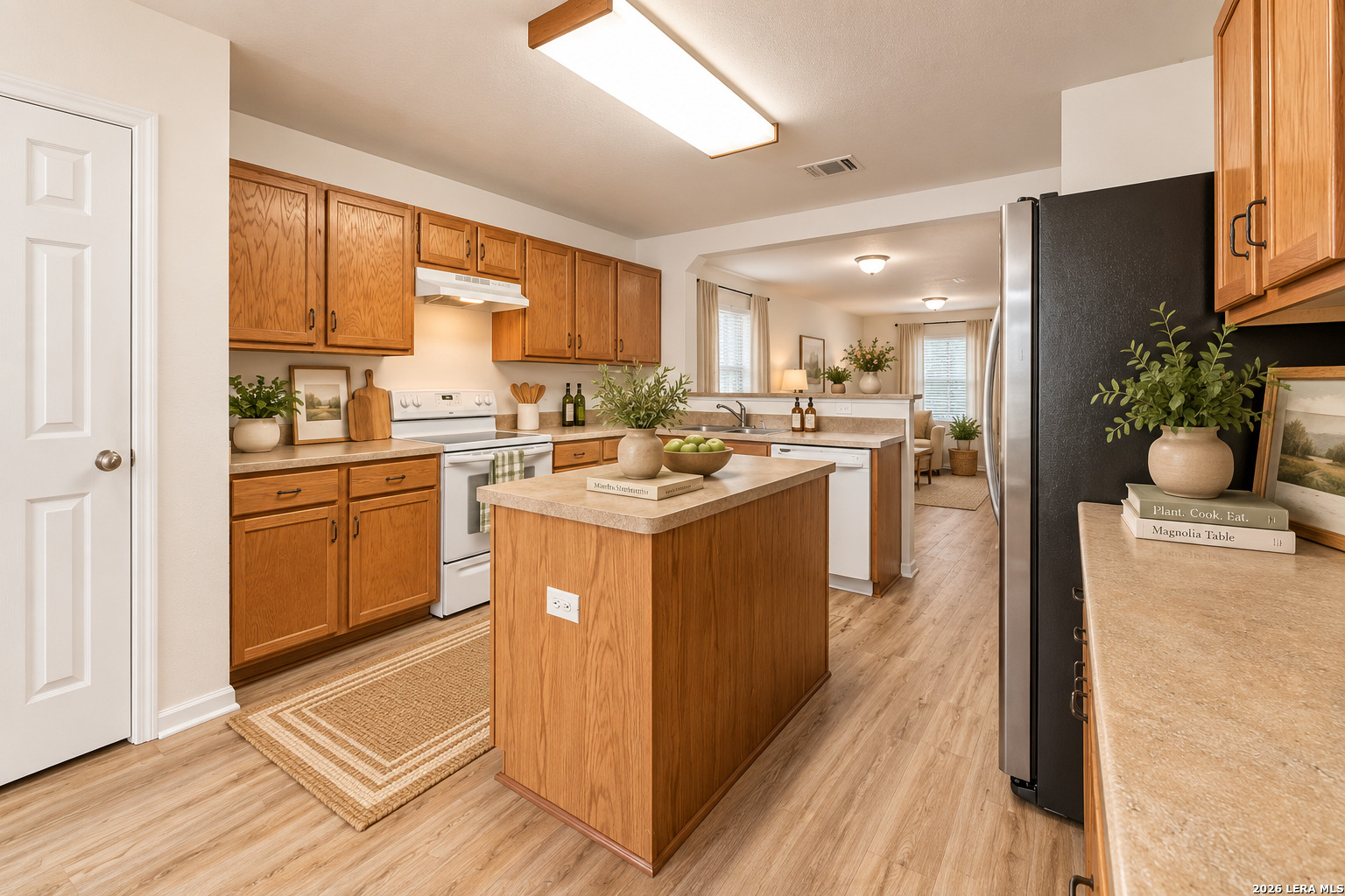 11735 Silver Prairie