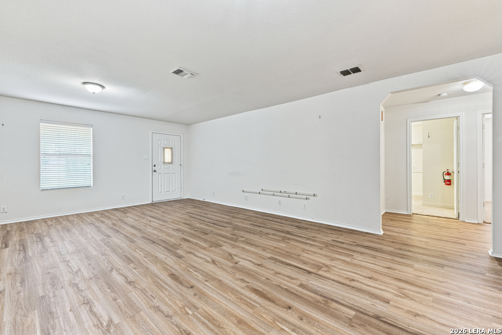 11735 Silver Prairie