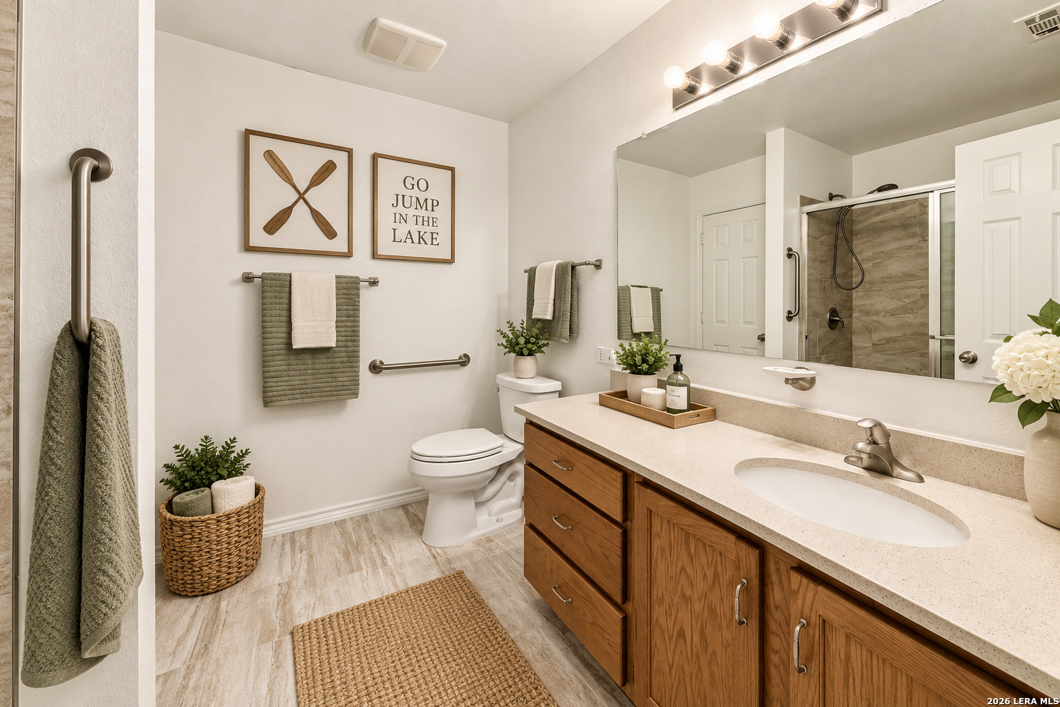 11735 Silver Prairie