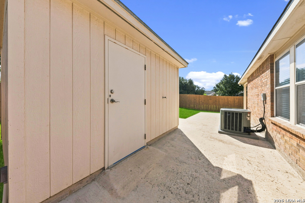 11735 Silver Prairie