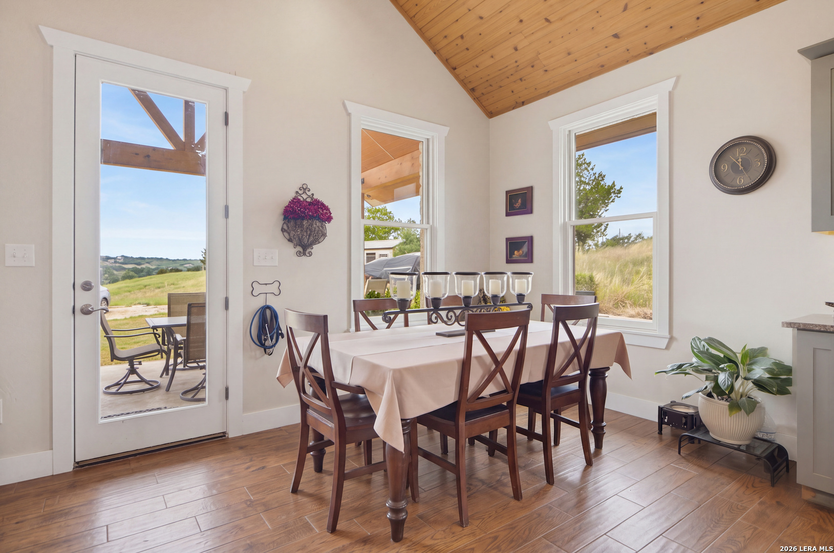 493 Lazy Valley