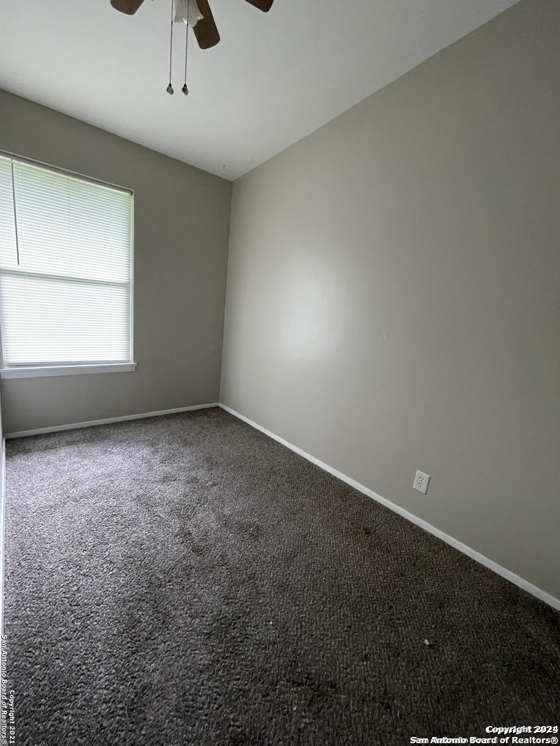 130 ASHFORD DR