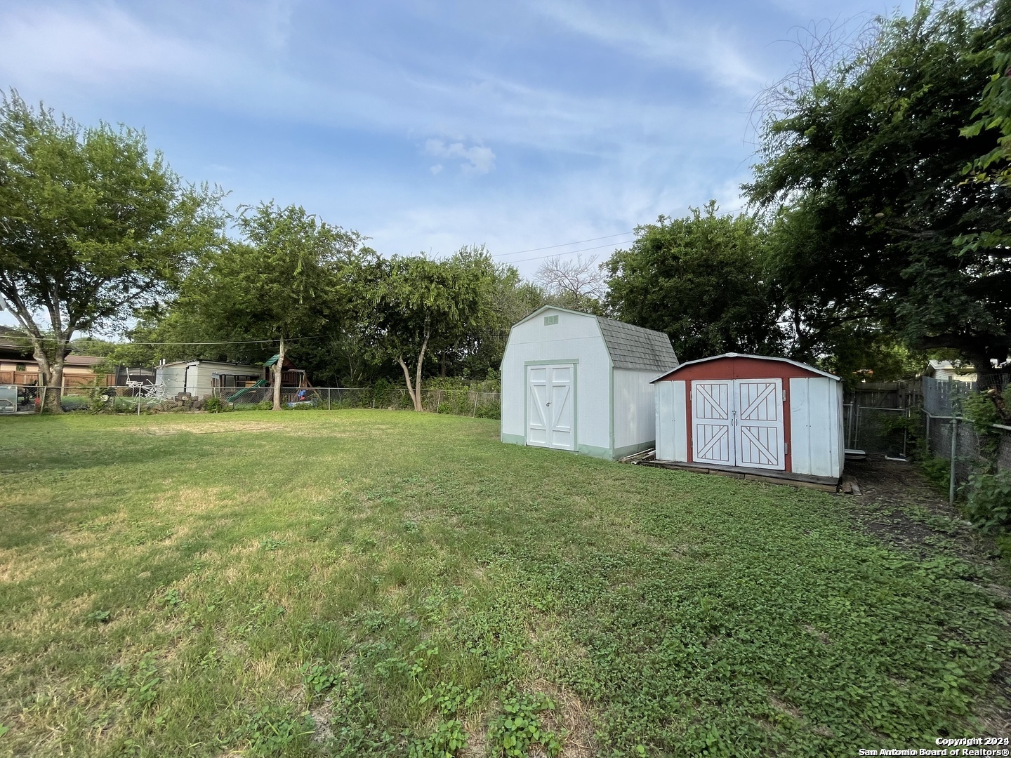 130 ASHFORD DR