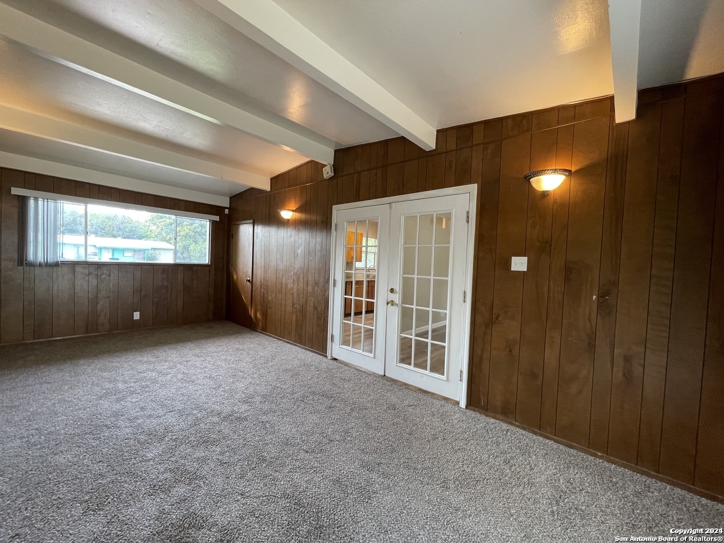 130 ASHFORD DR