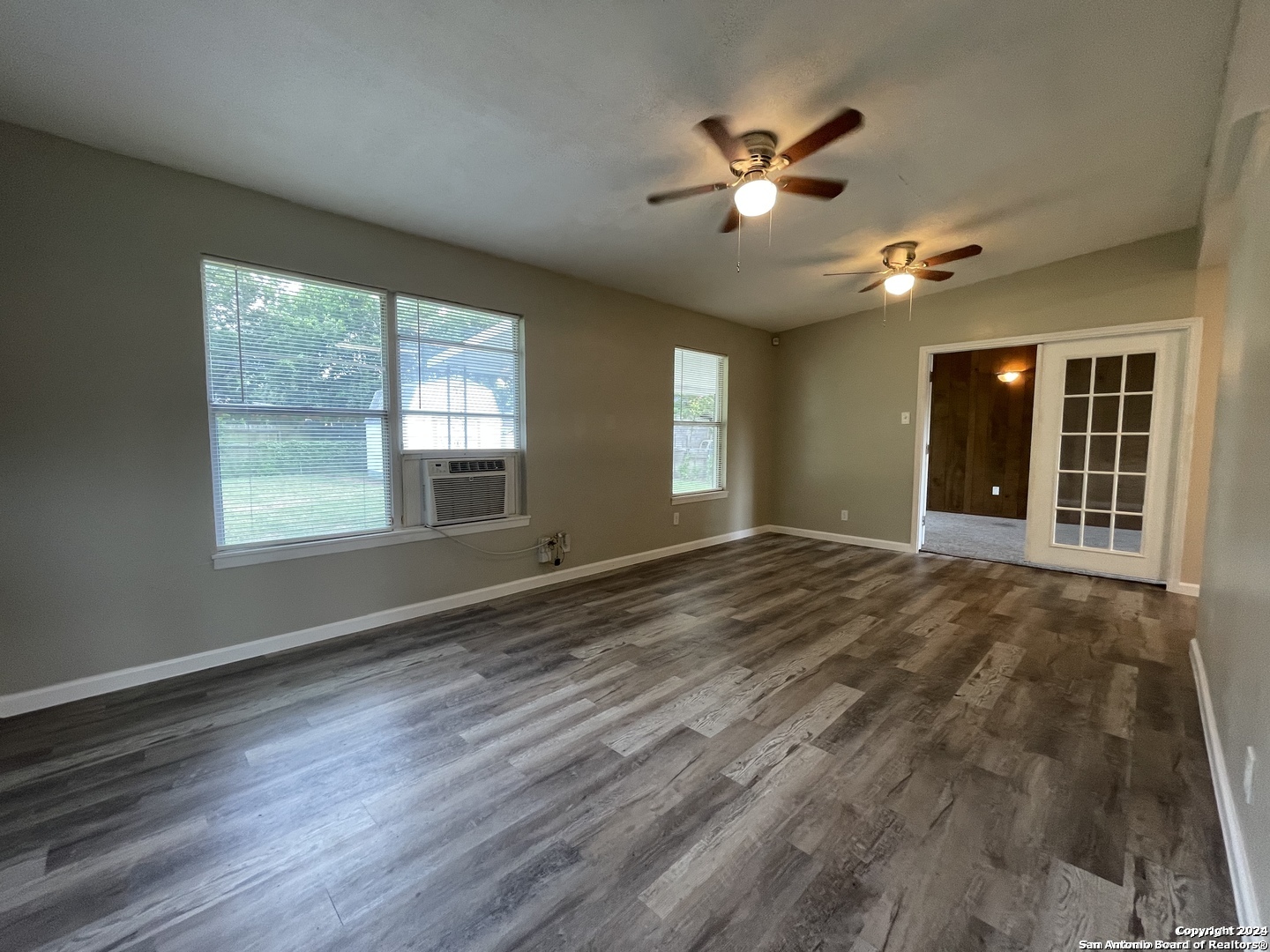 130 ASHFORD DR
