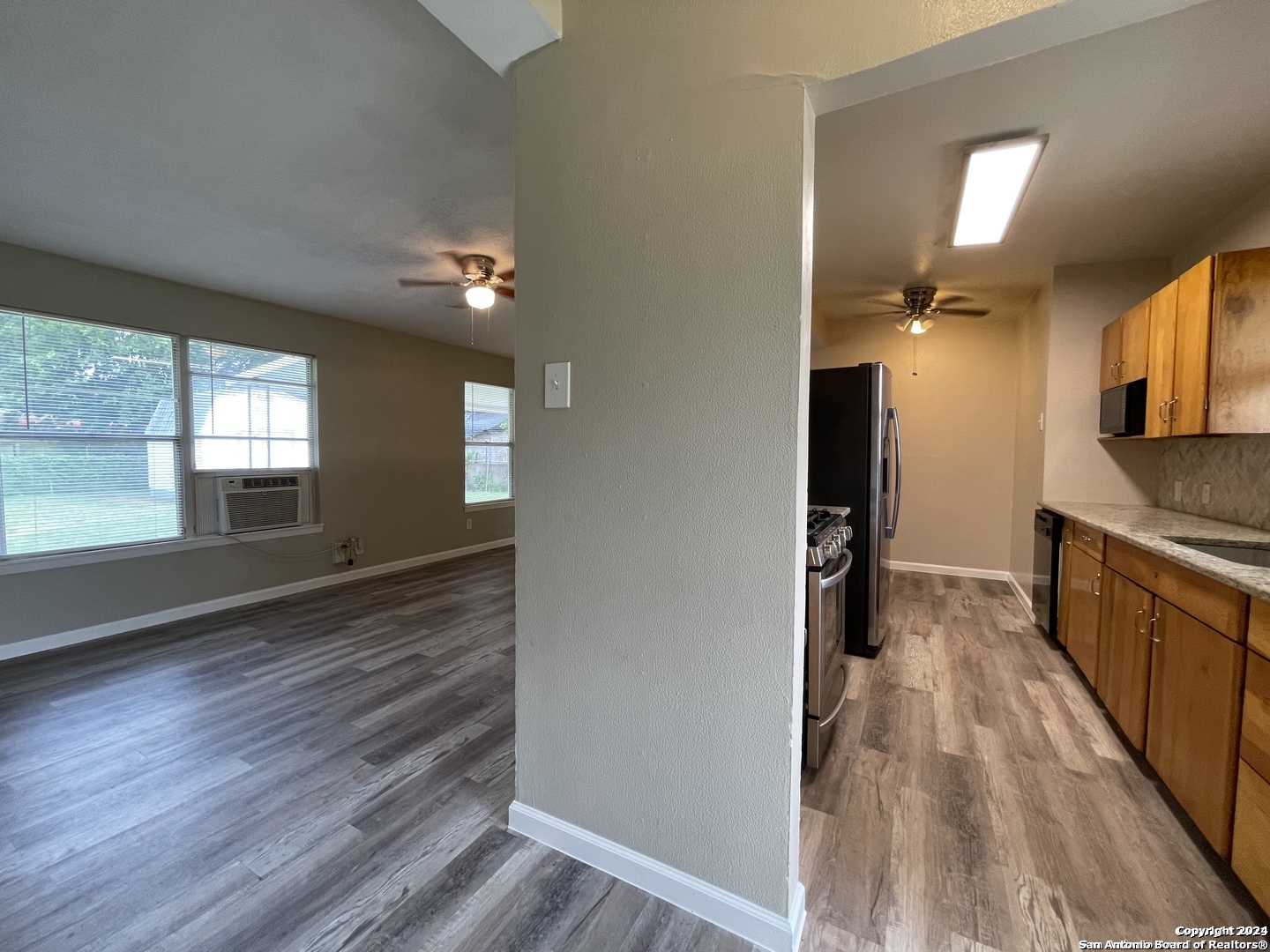 130 ASHFORD DR