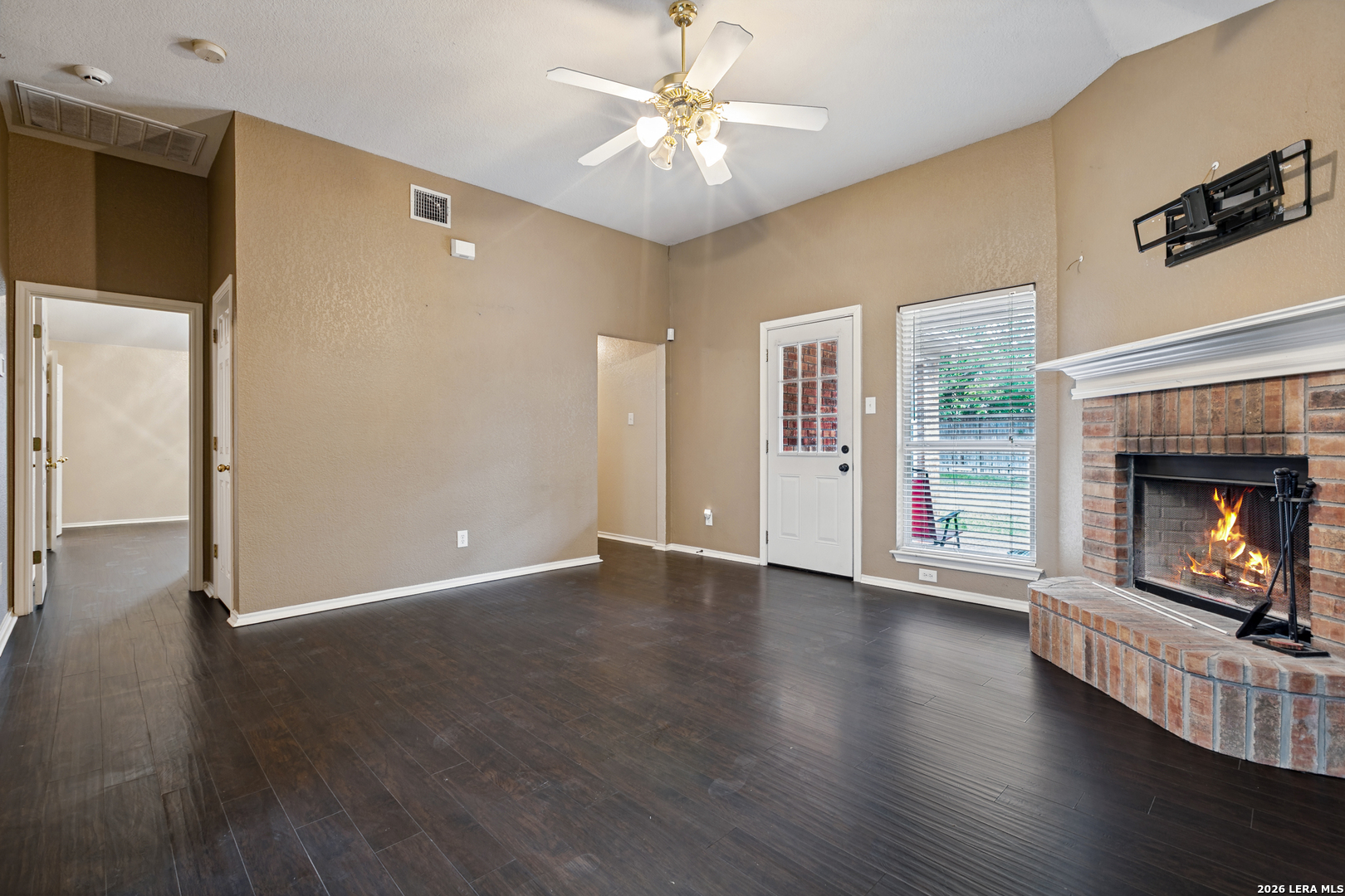 9651 EMERALD PL