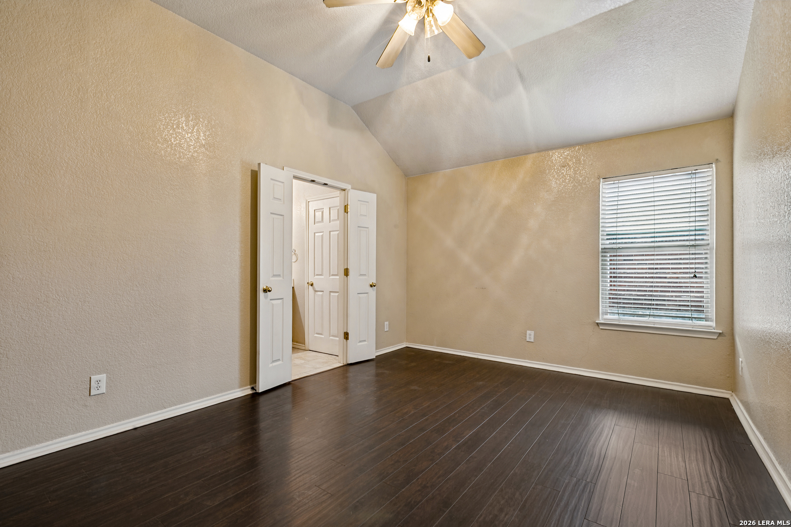 9651 EMERALD PL