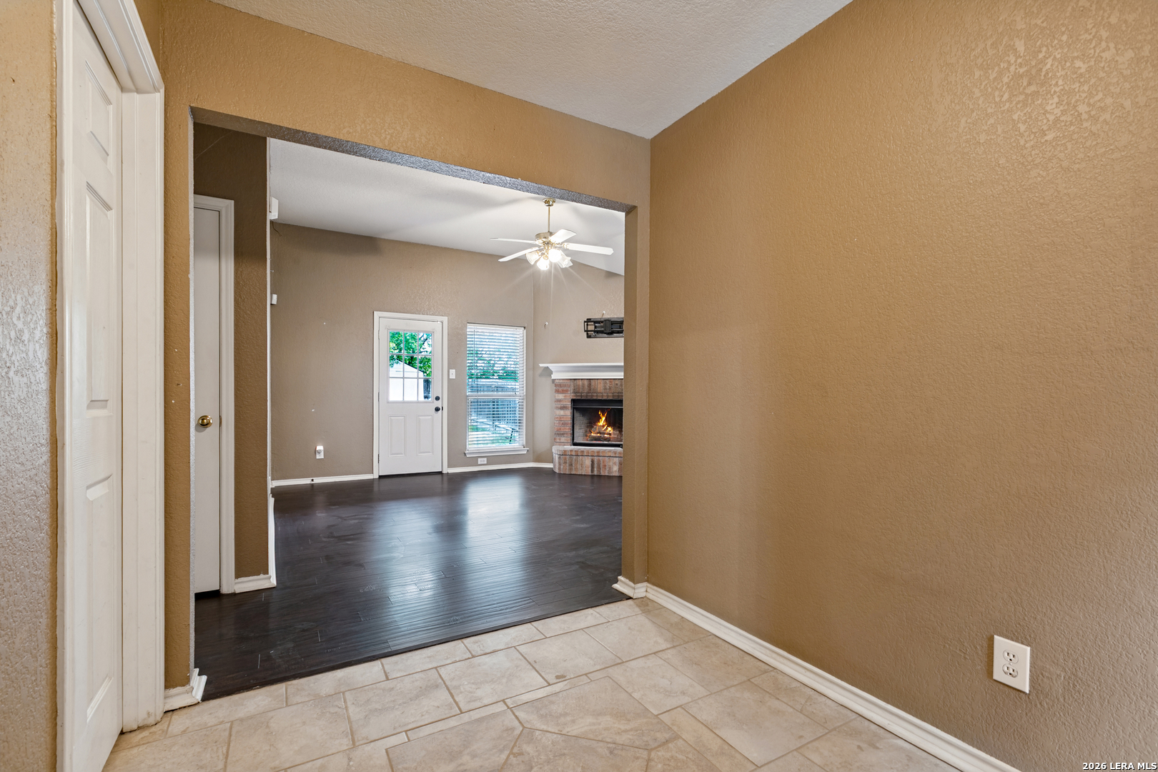 9651 EMERALD PL