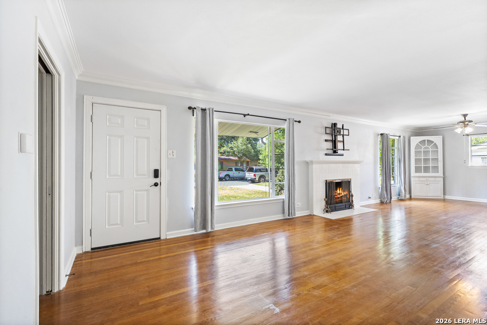 163 CROMWELL DR