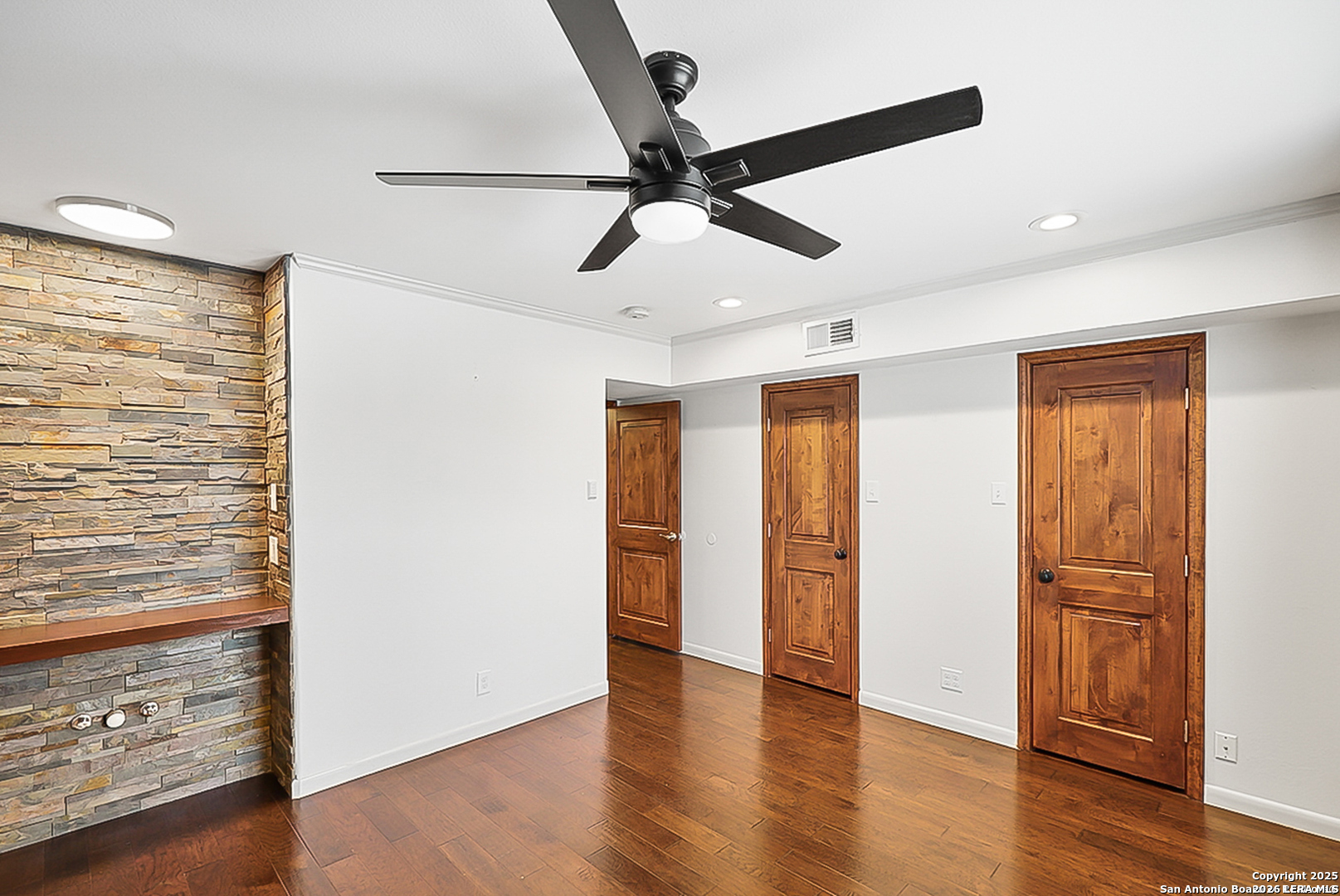 102 Ruelle Unit 208D
