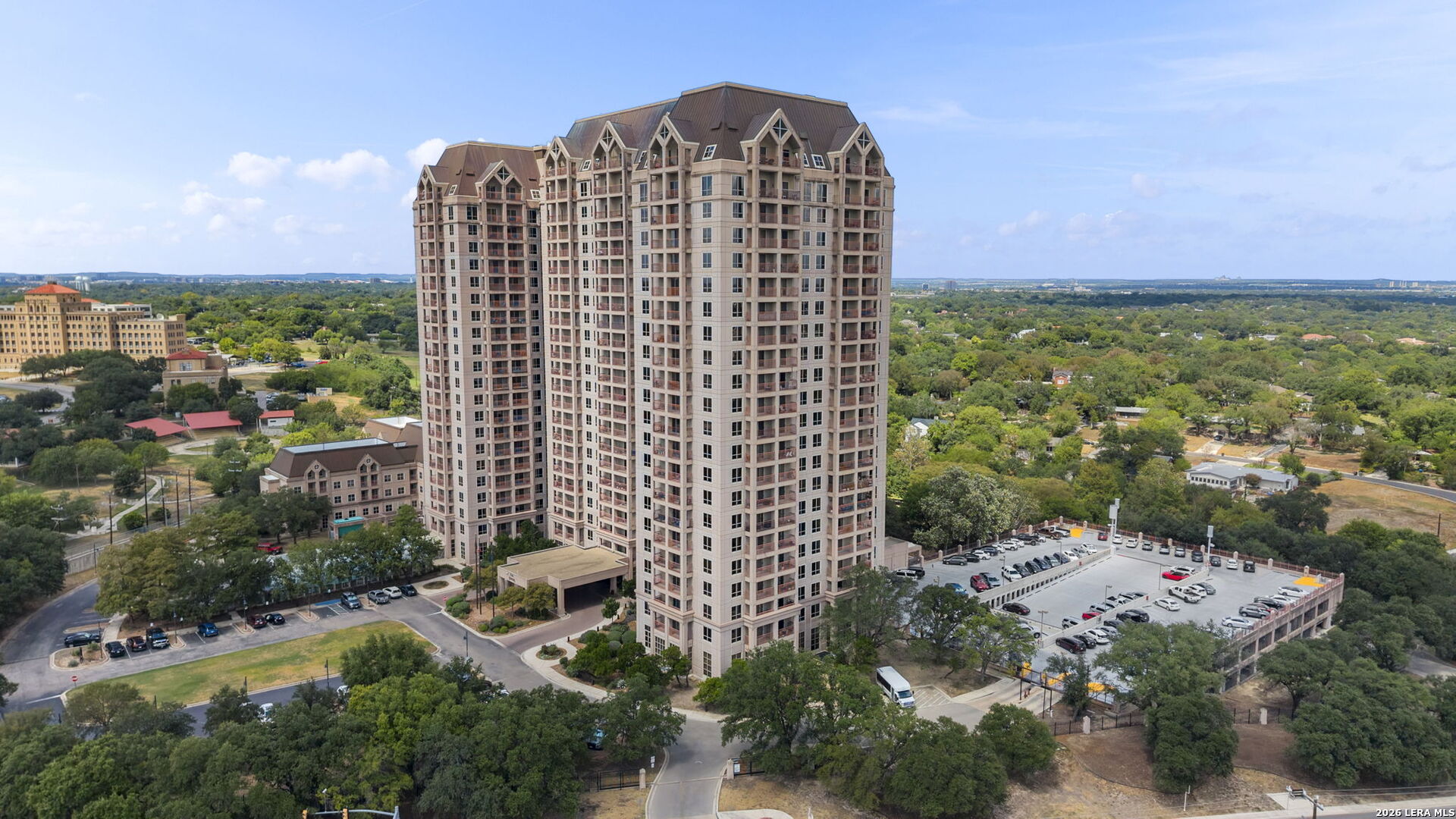 1 TOWERS PARK LN Unit: 1111