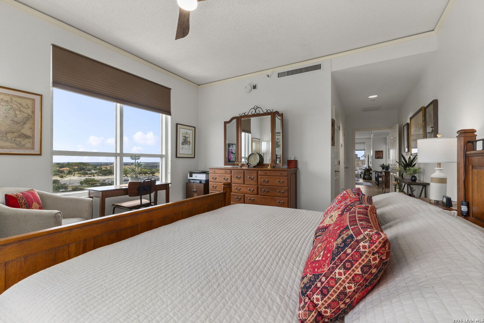 1 TOWERS PARK LN Unit: 1111