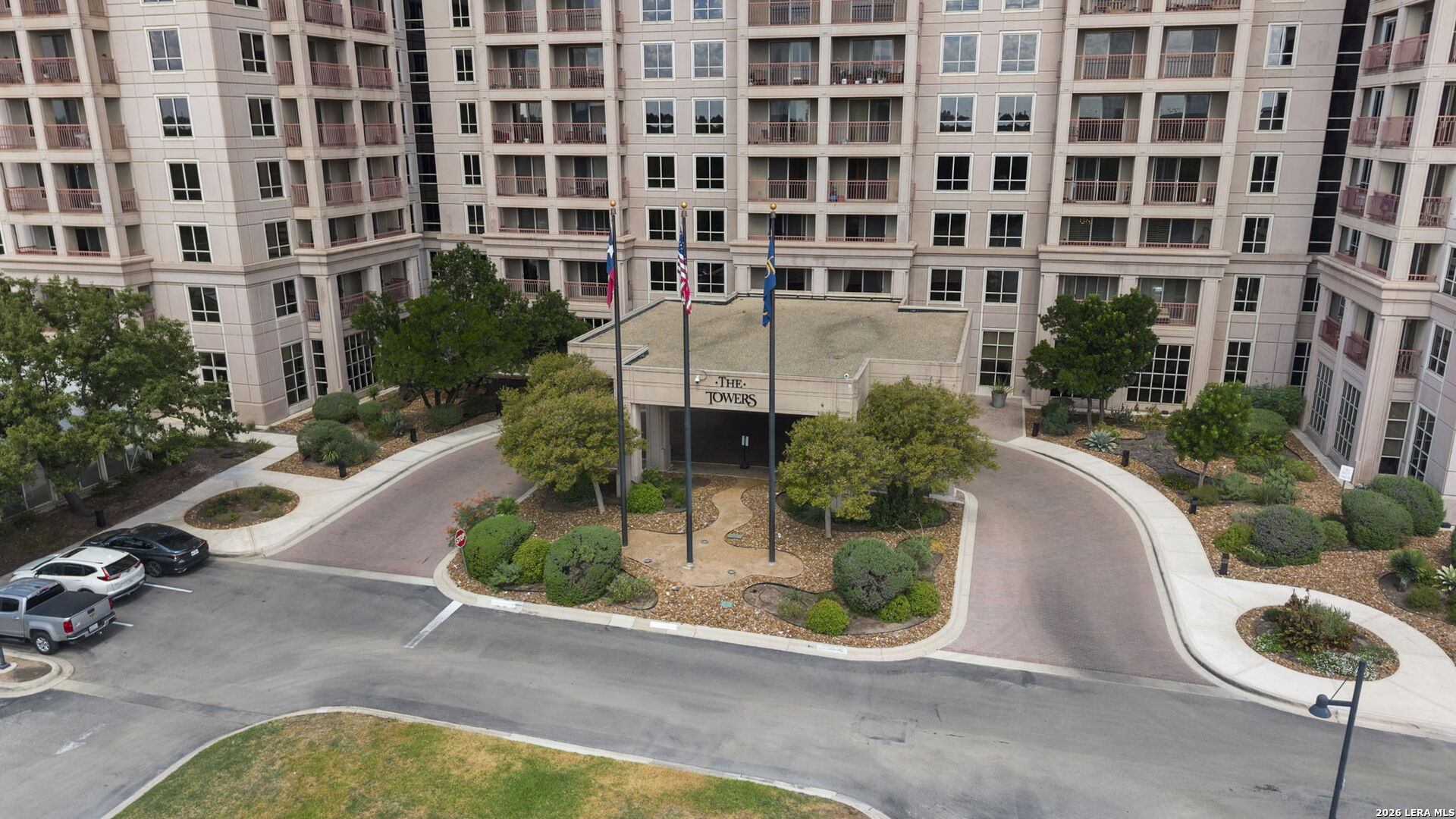 1 TOWERS PARK LN Unit: 1111